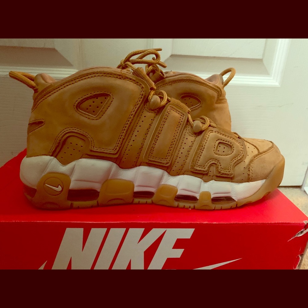 Nike air uptempo size 8